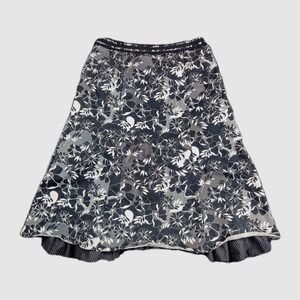 Christopher Banks‎ Skirt Womens Size 4 Flare Black White Floral Whimsical Casual